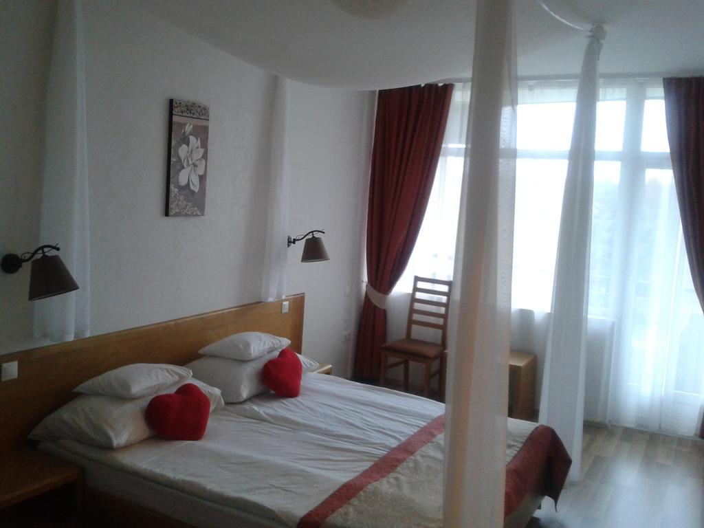 Hotel Claudius ソンバトヘイ エクステリア 写真