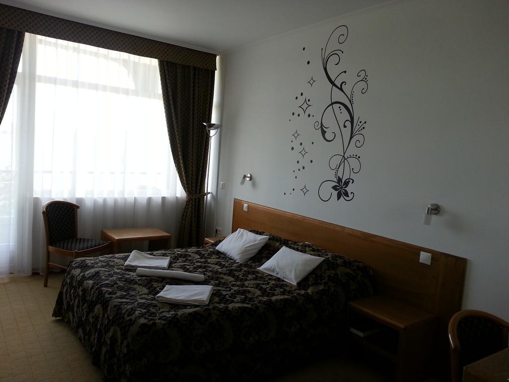 Hotel Claudius ソンバトヘイ エクステリア 写真