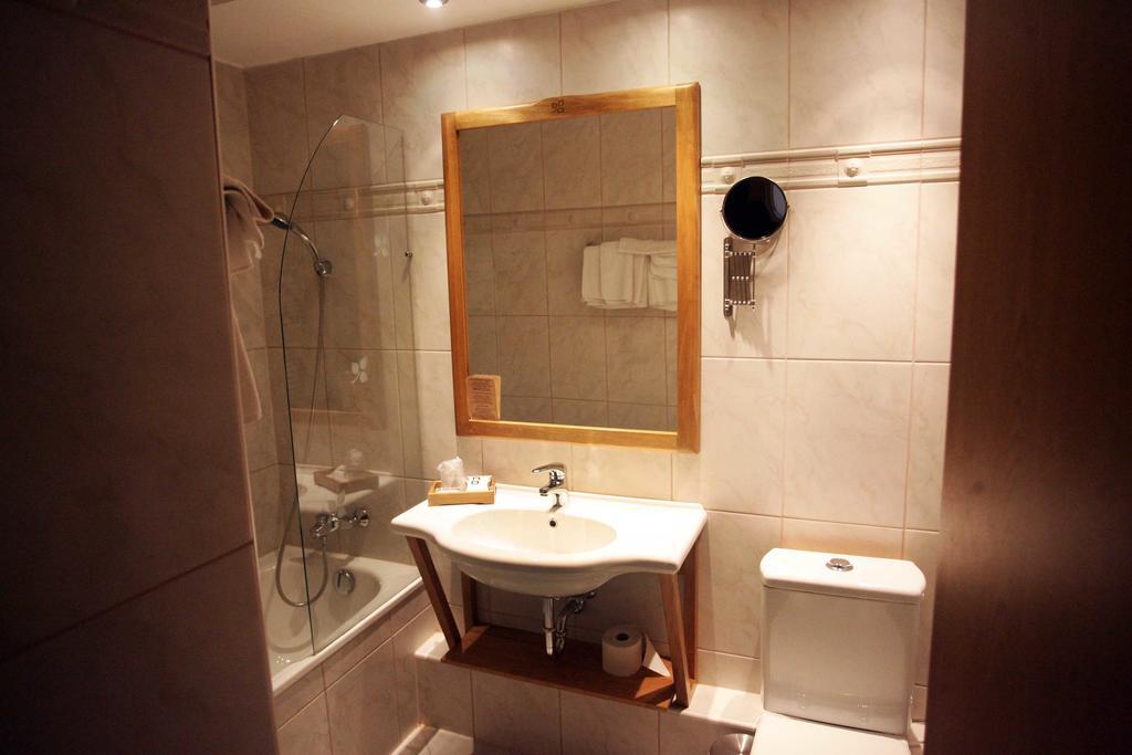 Hotel Claudius ソンバトヘイ エクステリア 写真